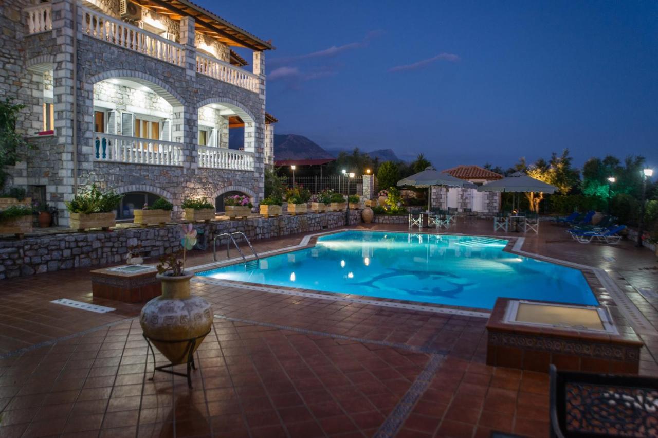 Amalia Apartments Stoupa Exterior photo